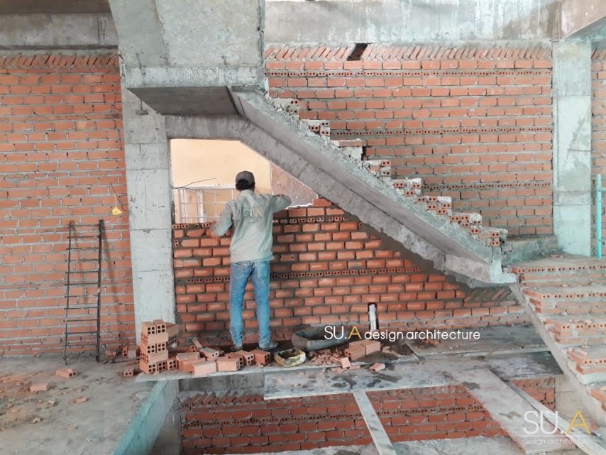thi công thô và xây tô vách tường